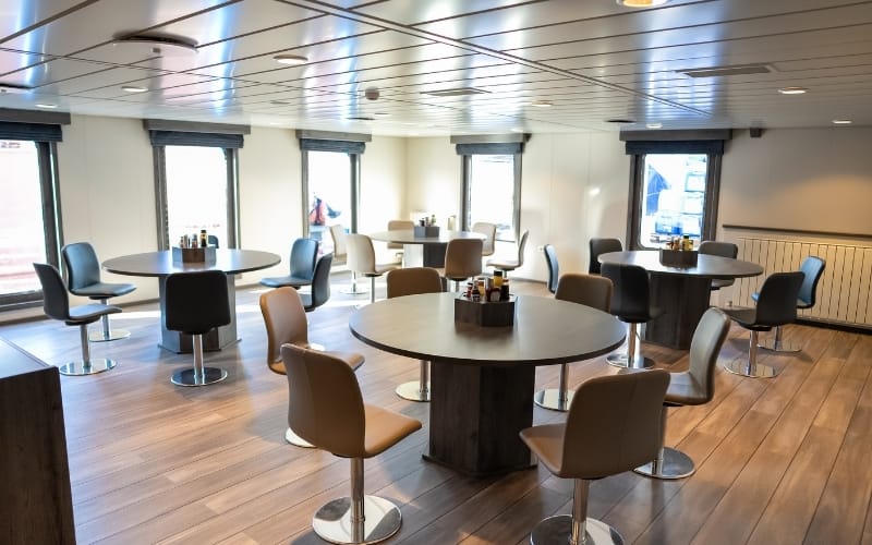 Tüm Süreçleri Kapsayan; Tam Hizmet Sunan Gemi İç Tasarım Firması